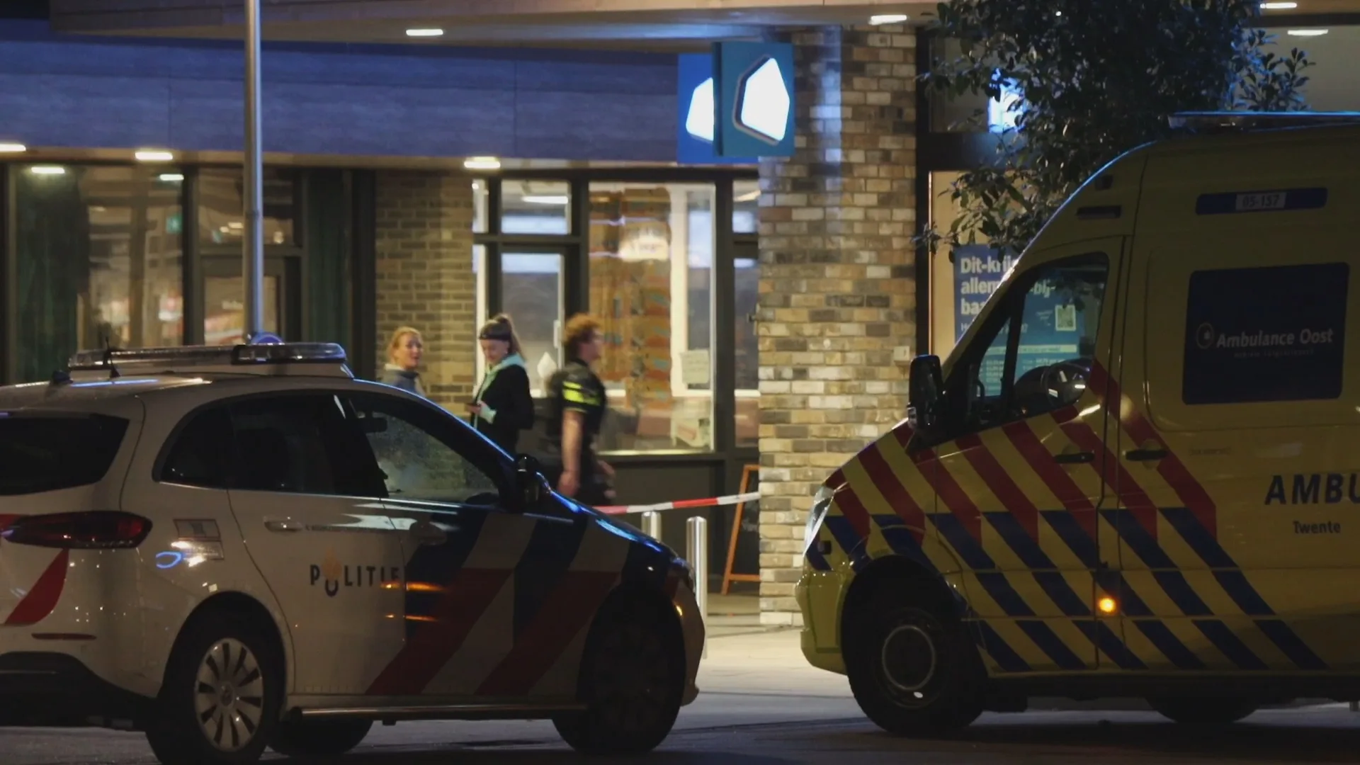 Politie schiet op gewapende overvaller in Oldenzaal: 'Hij had allerlei middelen gebruikt'