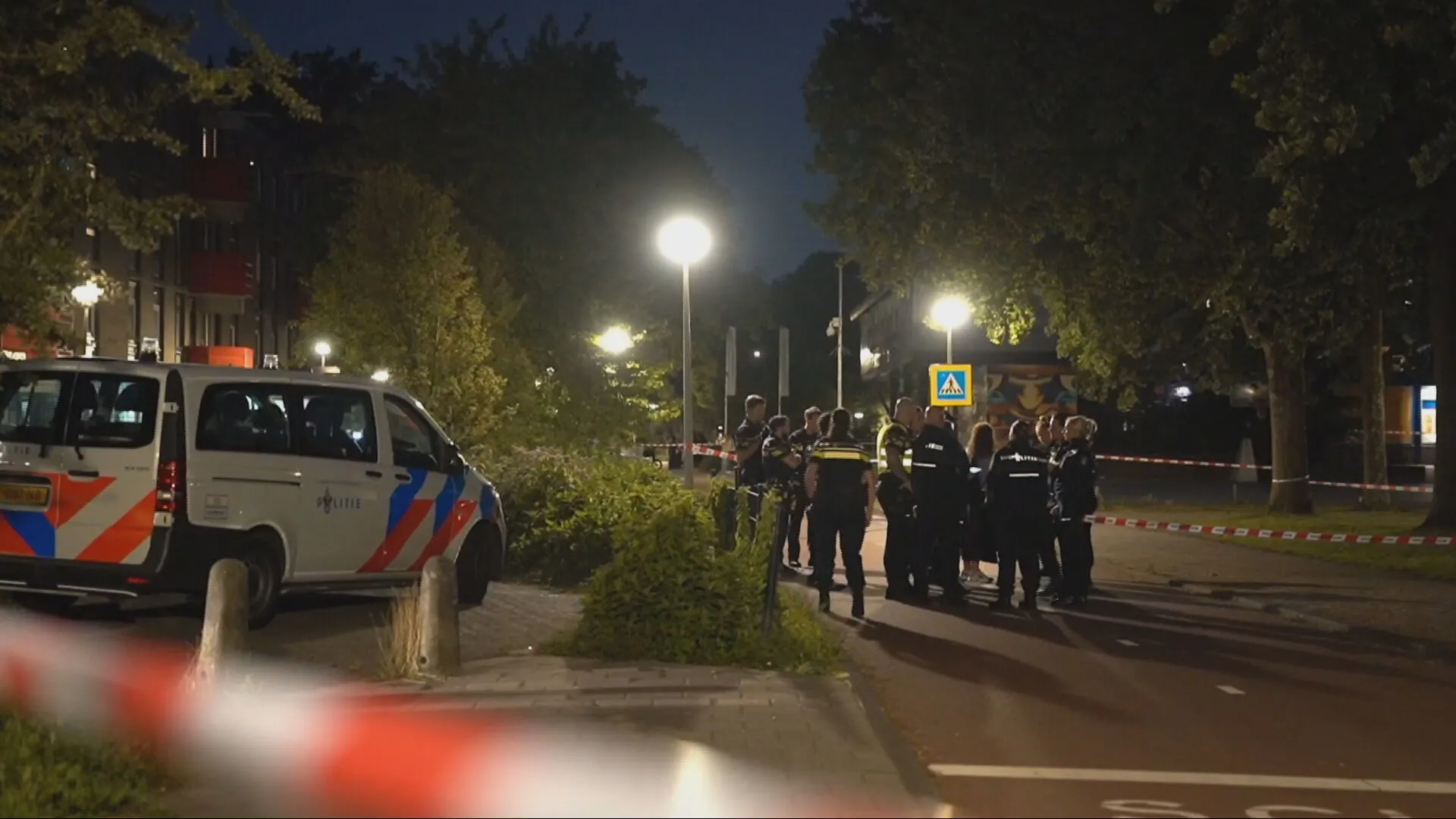 Jongen (17) overleden na schietpartij bij voetbalveld Amsterdam