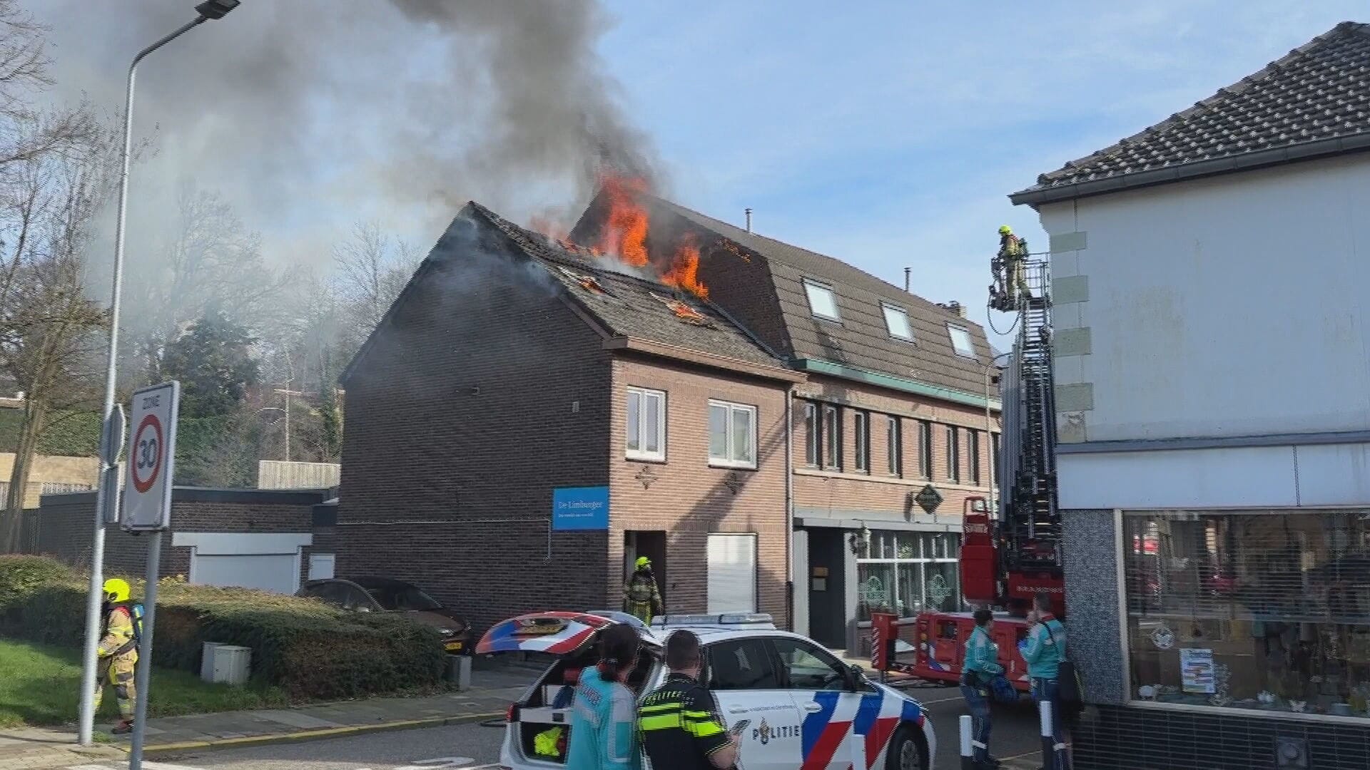 Man overleden bij woningbrand in Landgraaf