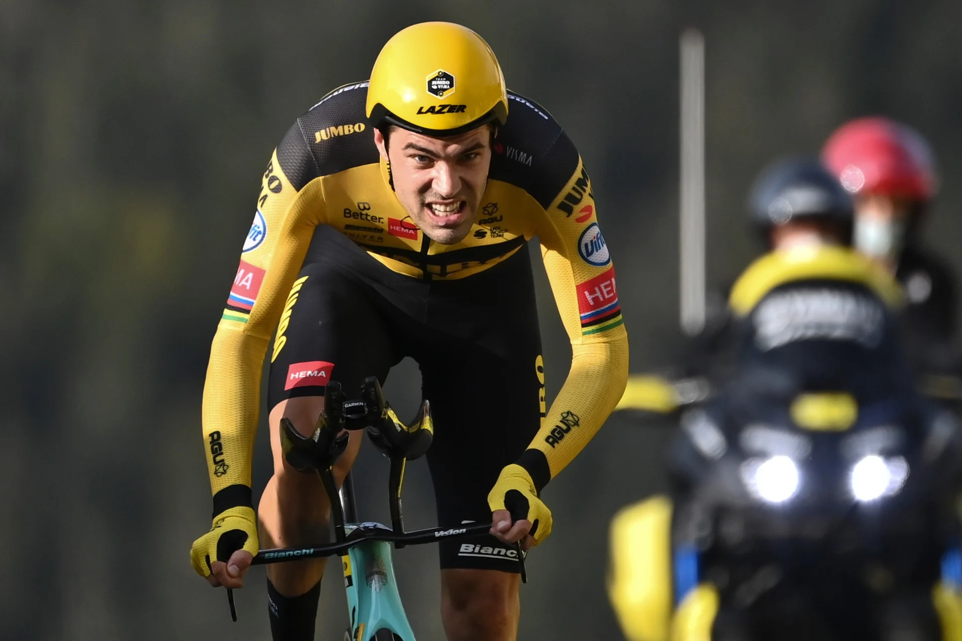 Tom Dumoulin stopt voor onbepaalde tijd met wielrennen