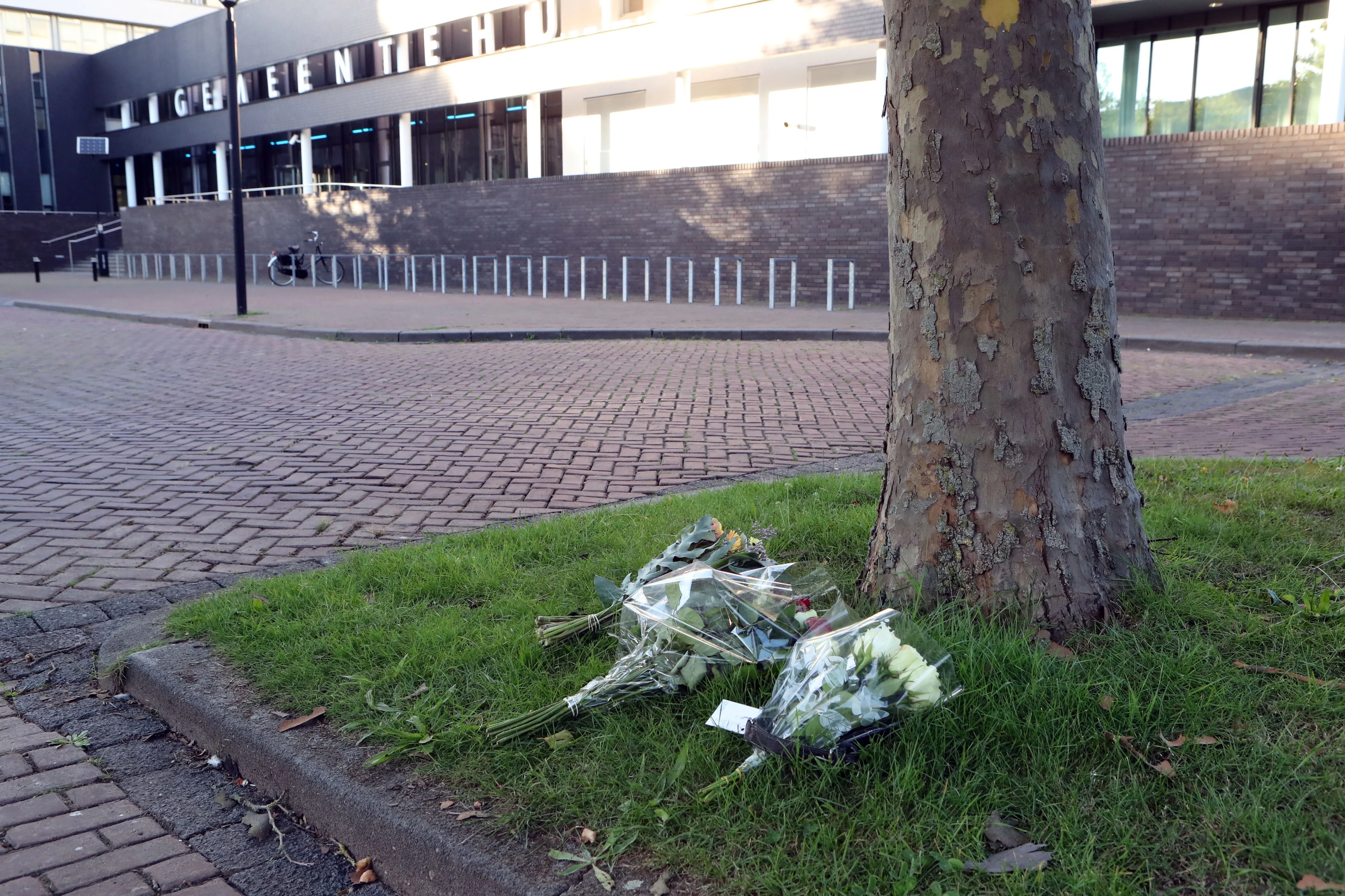 Kamer wil opheldering over zelfmoord van 'getuige' Arie den Dekker in Oss