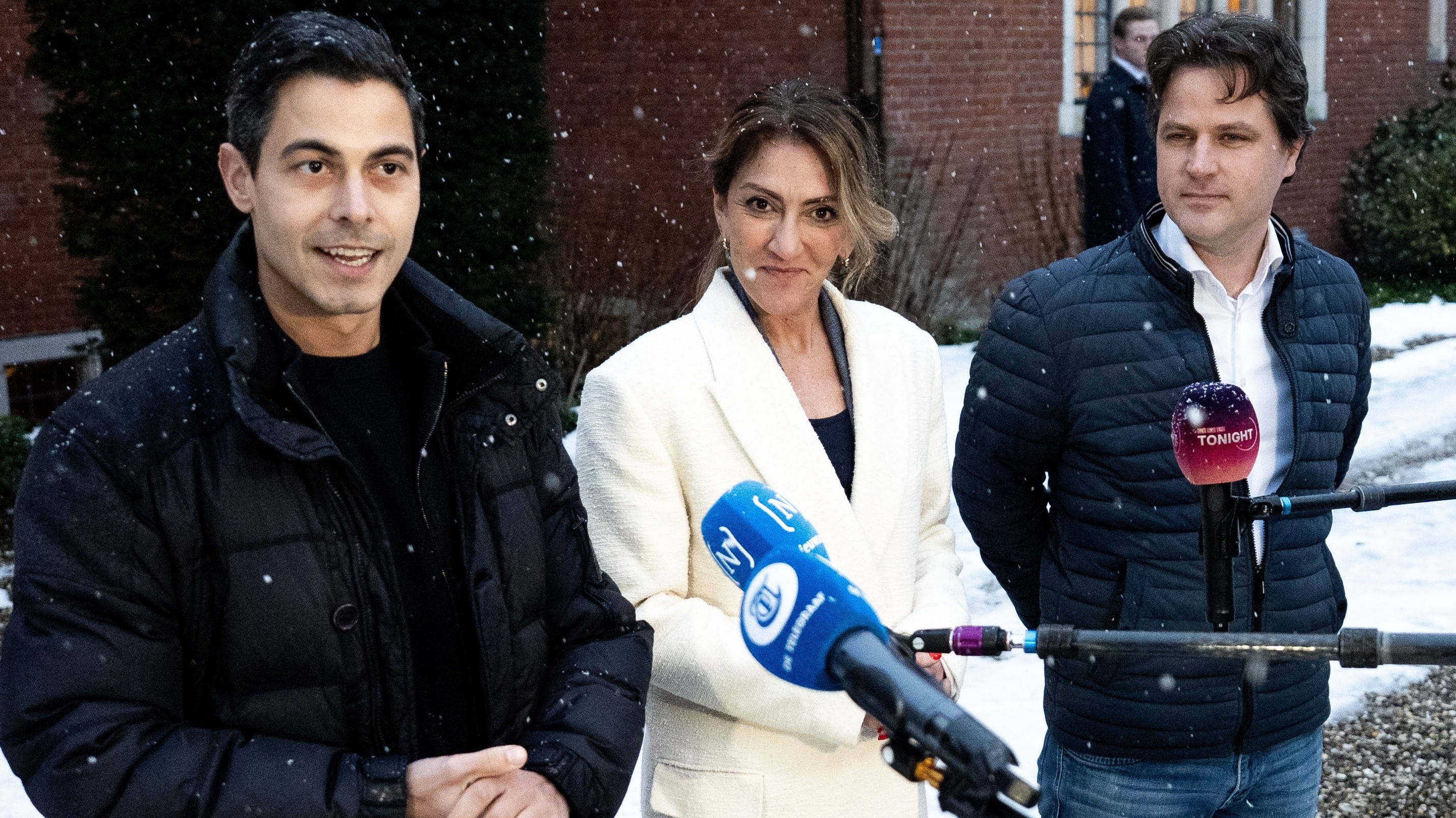 D66, VVD en CDA nog niet eens over financiën, onderhandelen maandag verder