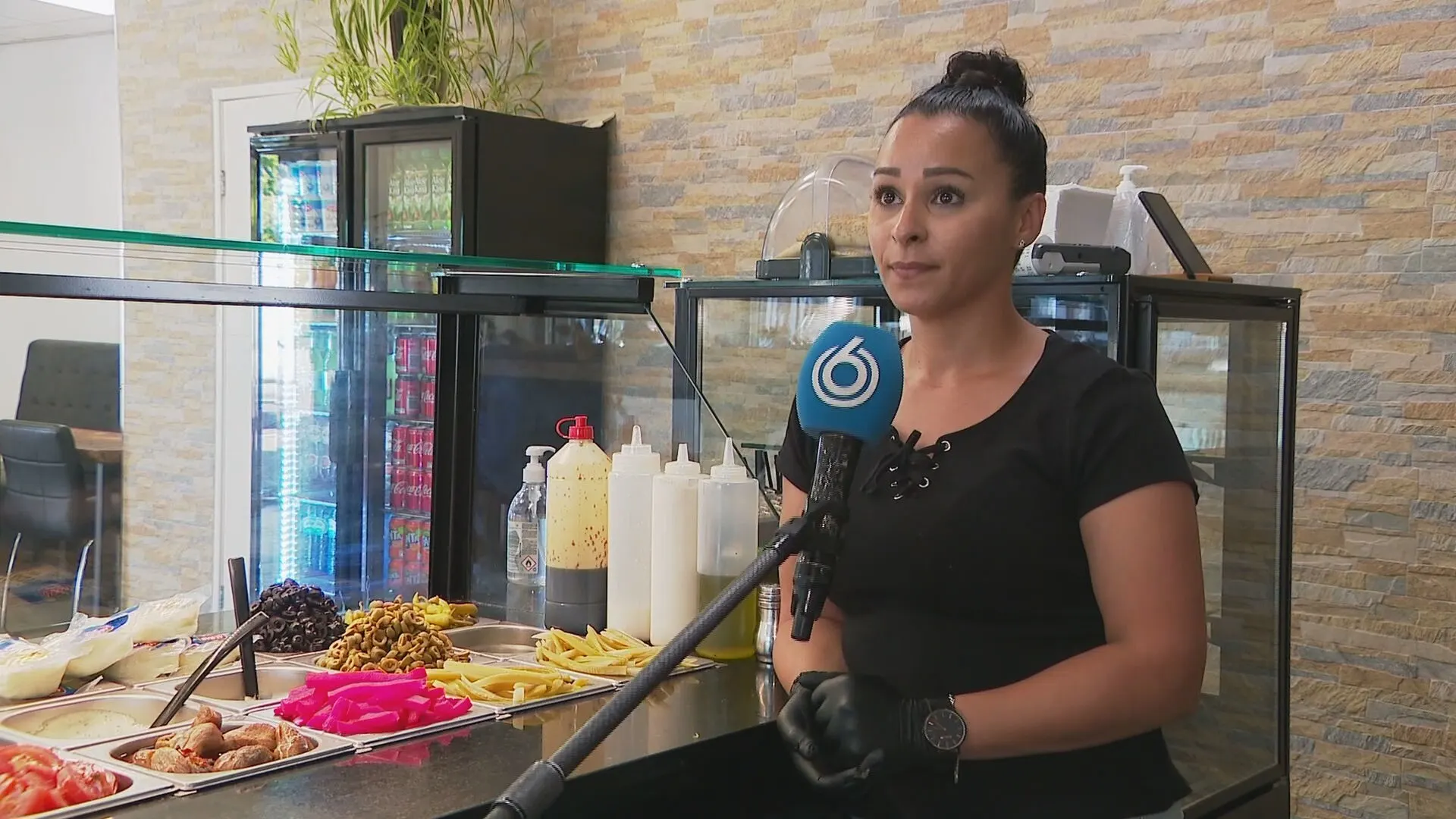 Libanese Nederlanders komen in actie na explosie Beiroet: 'Normaal gesproken doe ik zoiets nooit'