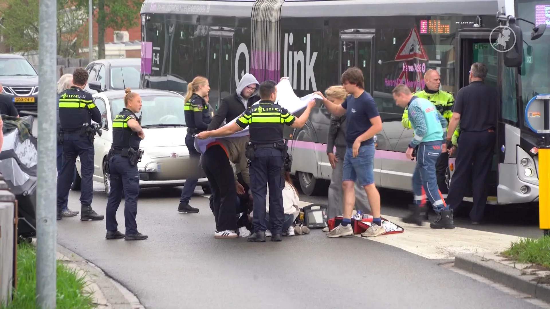 Kind (4) gewond na botsing tussen auto en bakfiets in Groningen