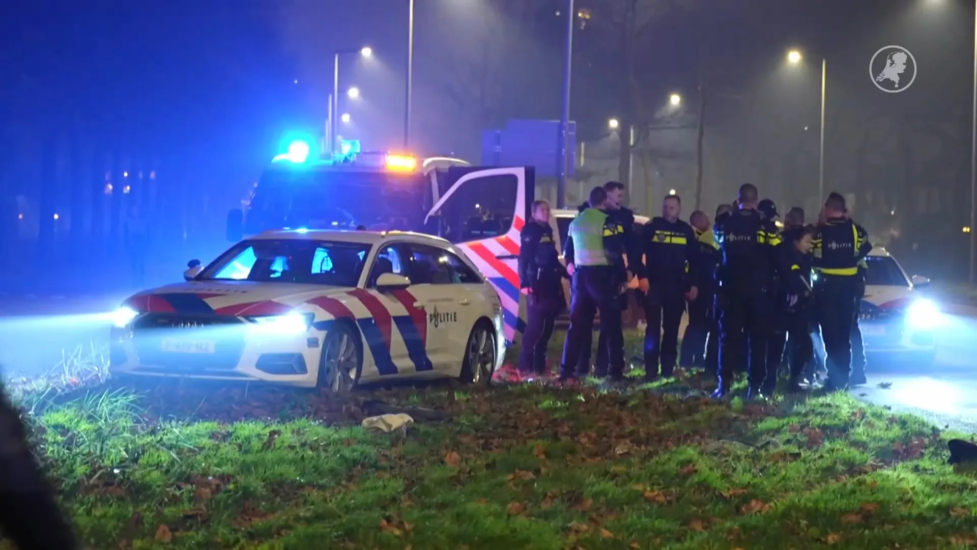 Politie schiet bij achtervolging Hoogvliet, verdachten gewond