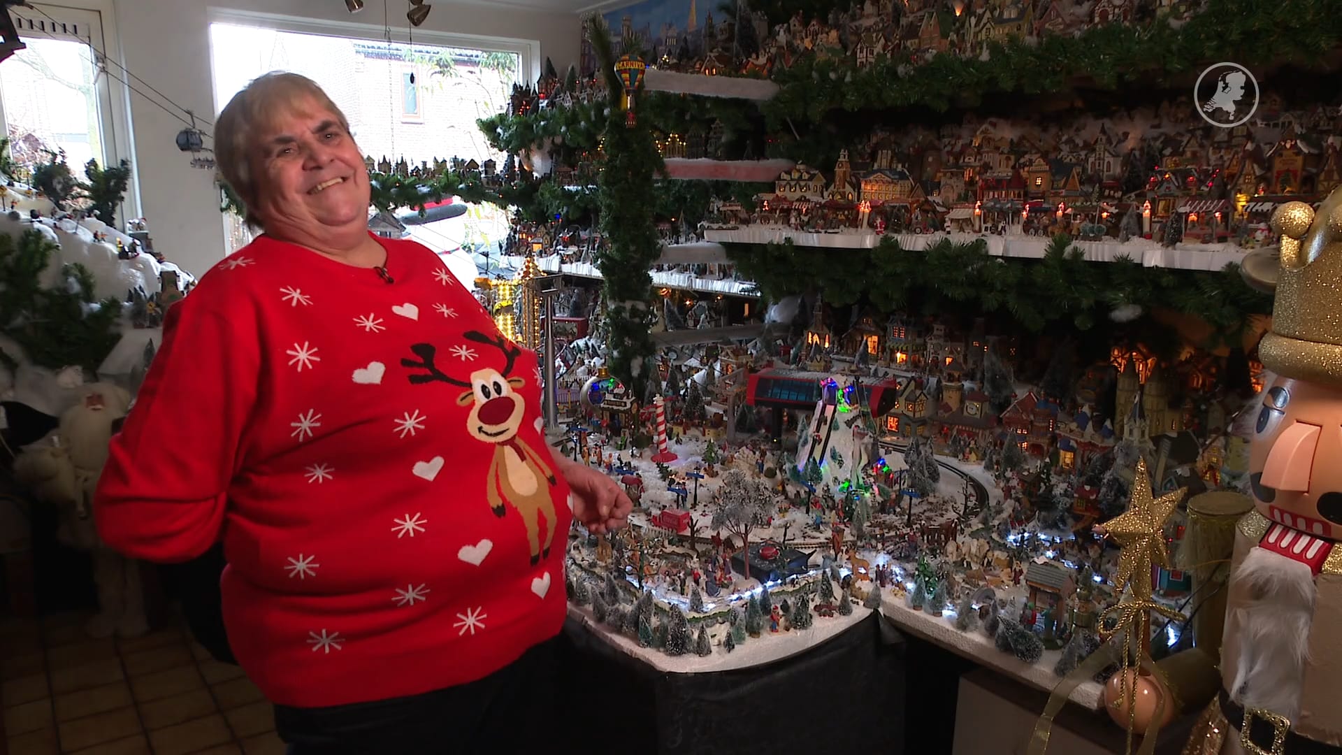 Met dit enorme kerstdorp herdenkt Rina haar overleden dochter