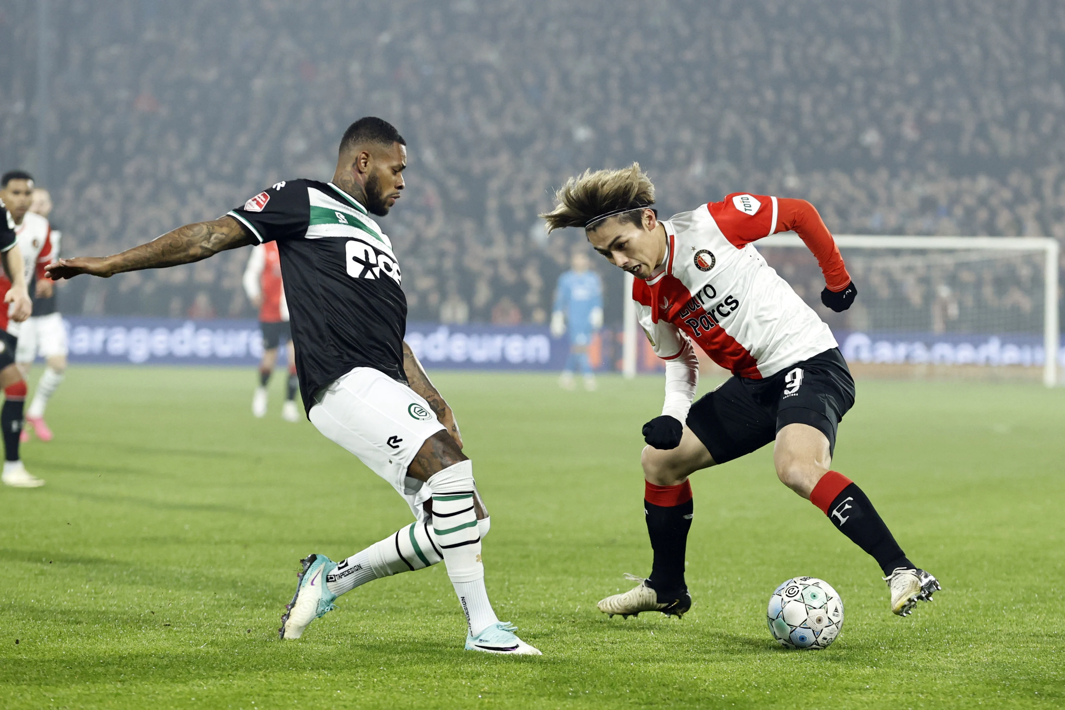 Feyenoord knokt zich langs Groningen naar bekerfinale