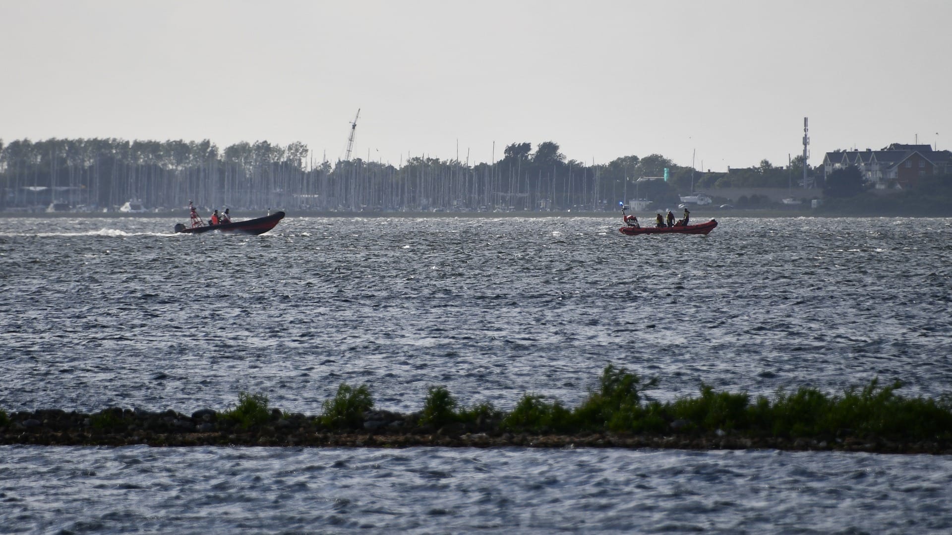 Vermiste surfer (51) dood aangetroffen in Zeeuws Grevelingenmeer