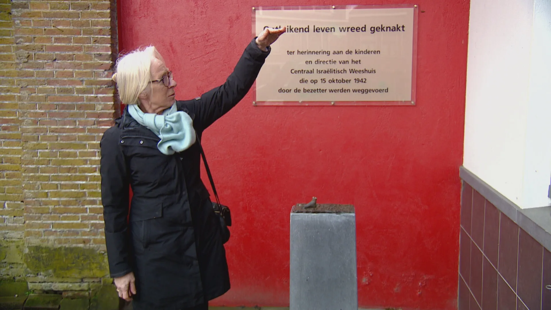 Utrechts herdenkingsbeeld voor weggevoerde Joodse kinderen gestolen: ‘Alleen het voetje staat er nog'