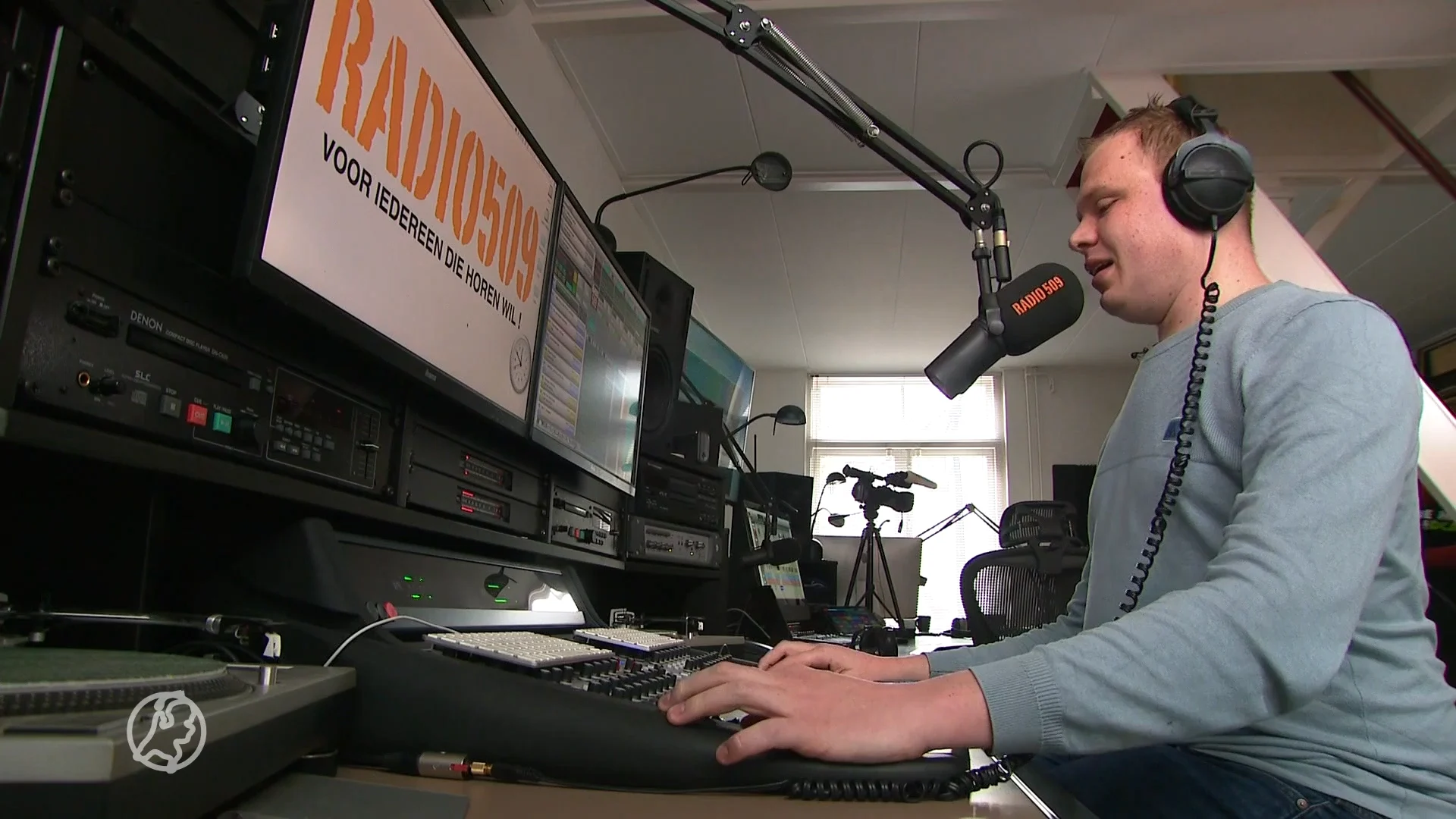 Radiozender voor blinden dreigt te verdwijnen: 'Het betekent zo veel voor mij' 