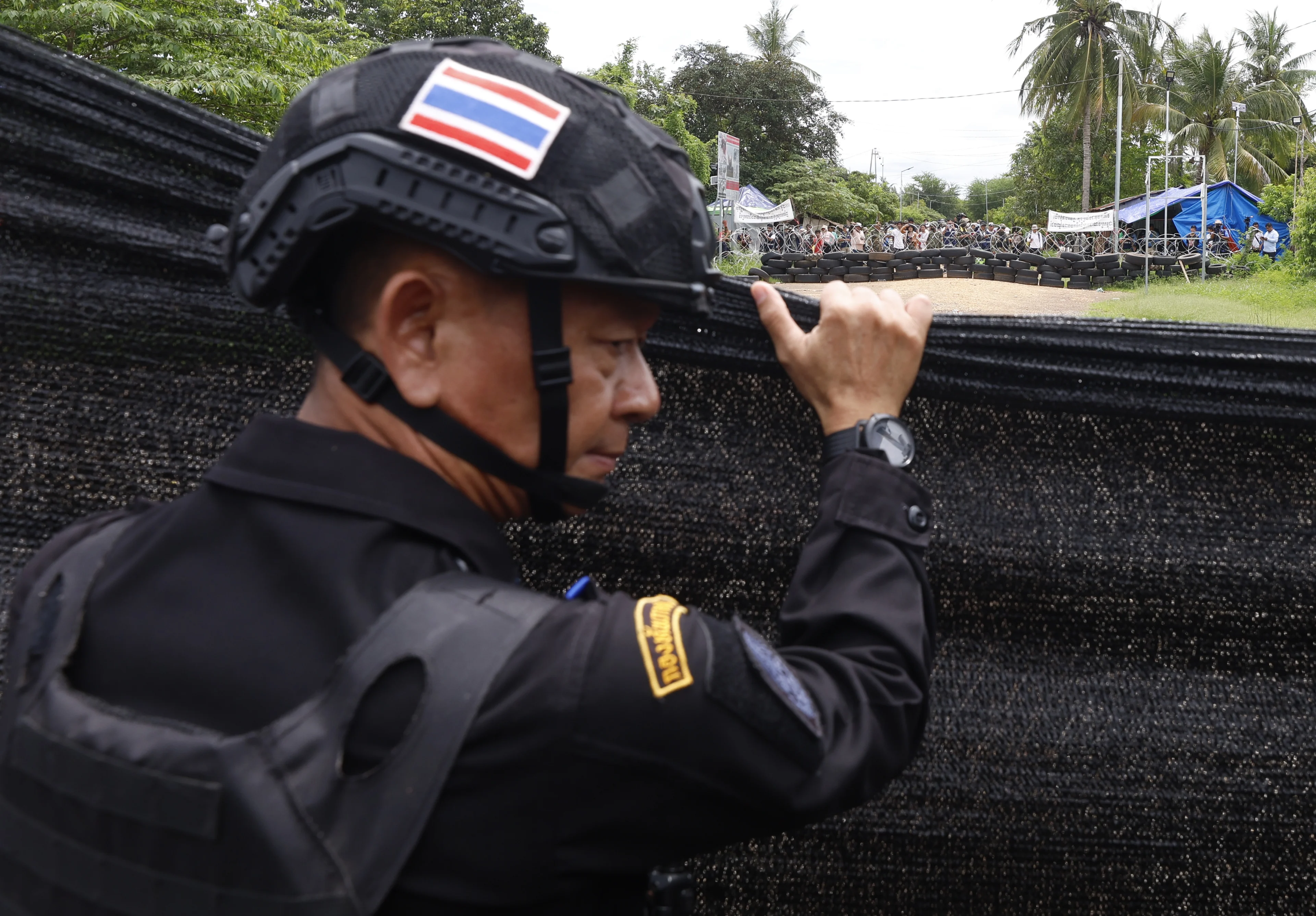 Nederlander sleept geldautomaat achter pick-up in Thailand