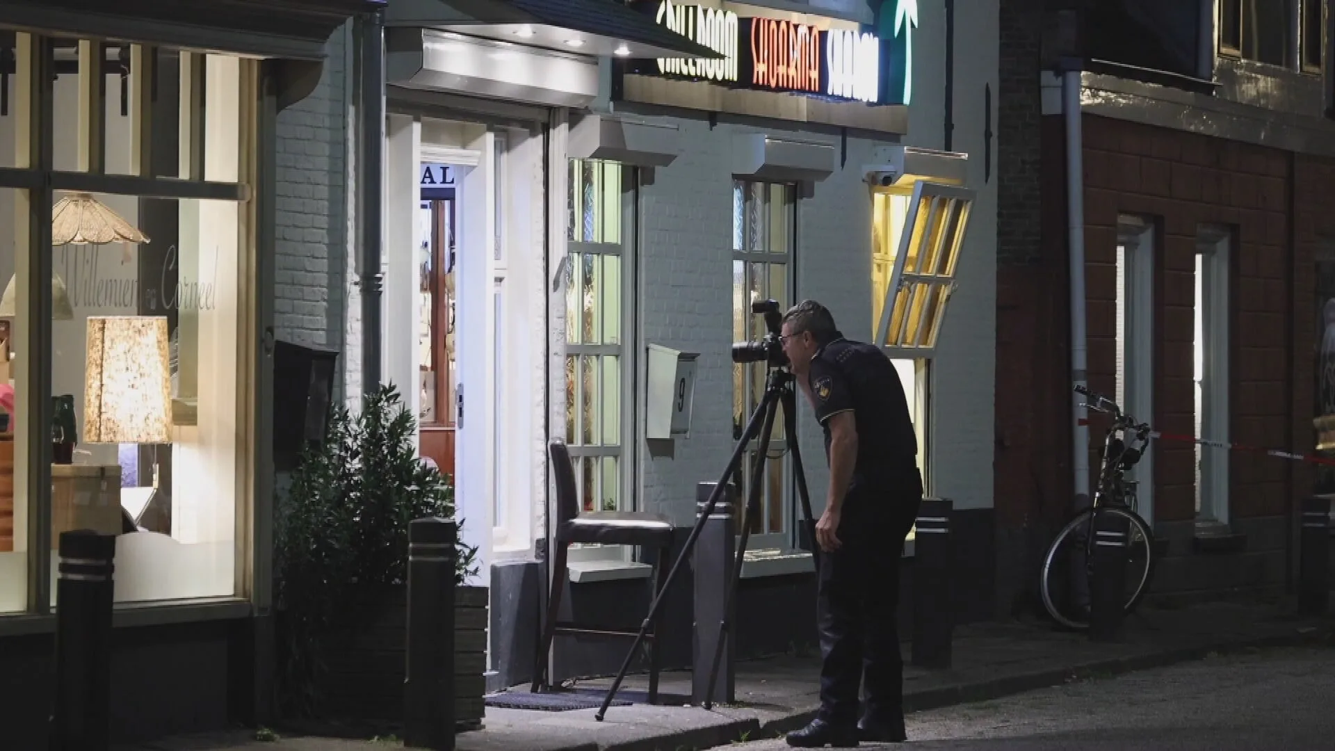 Twee gewonden na steek- en schietpartij in grillroom Ridderkerk