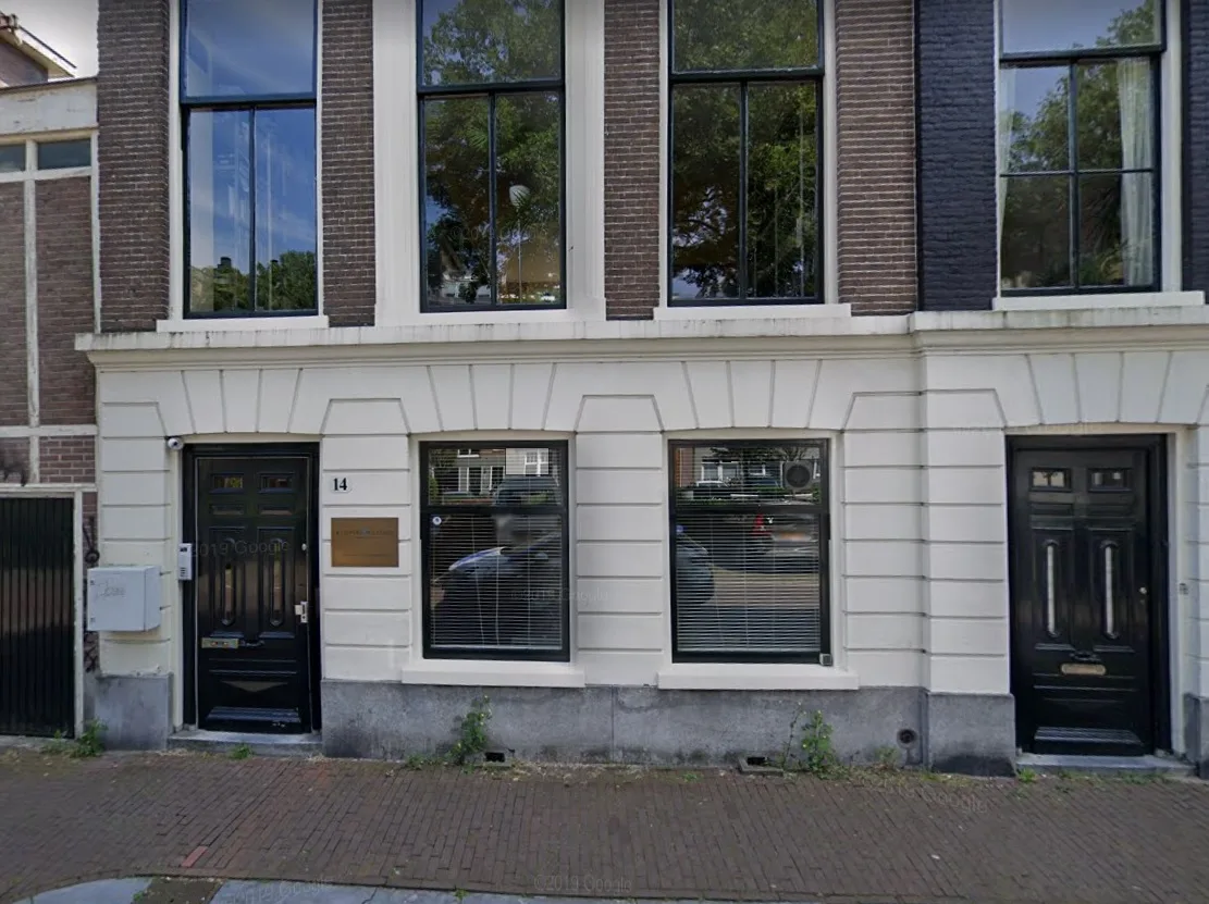 Advocatenkantoor in centrum van Amsterdam beschoten