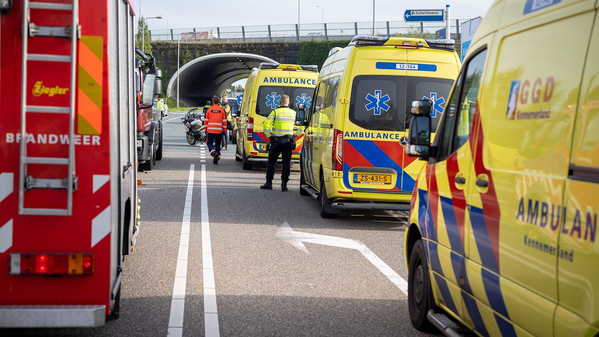 Zeven gewonden bij crash tussen tankwagen en taxibusje