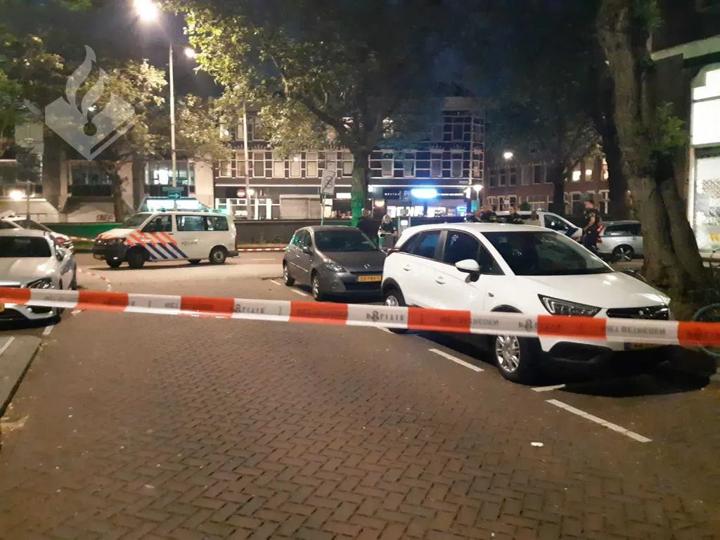 Man neergeschoten in Rotterdamse avondwinkel