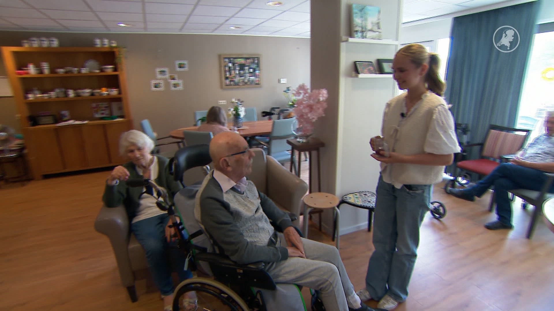 Vakantiebaan in de zorg booming: ‘Meer aanmeldingen dan plekken’