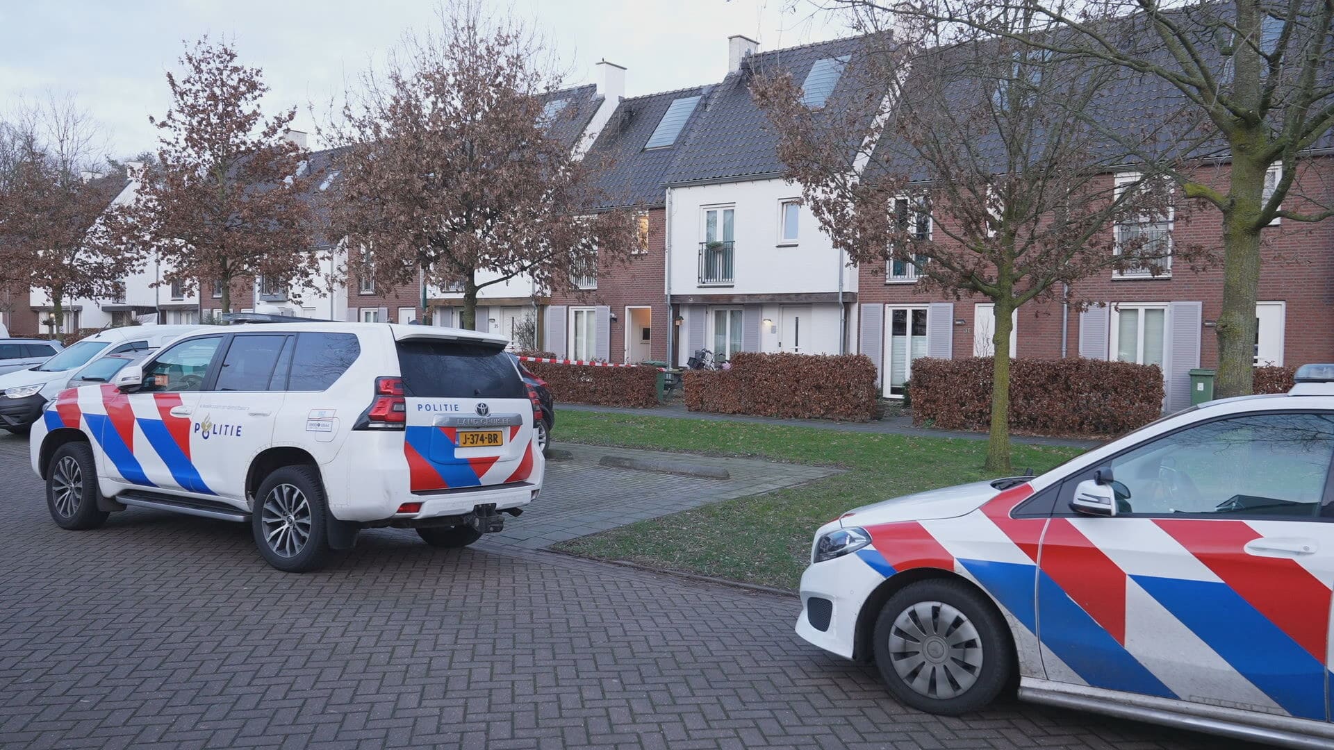 Plas bloed in voortuin leidt tot vondst dode man in huis Loon op Zand