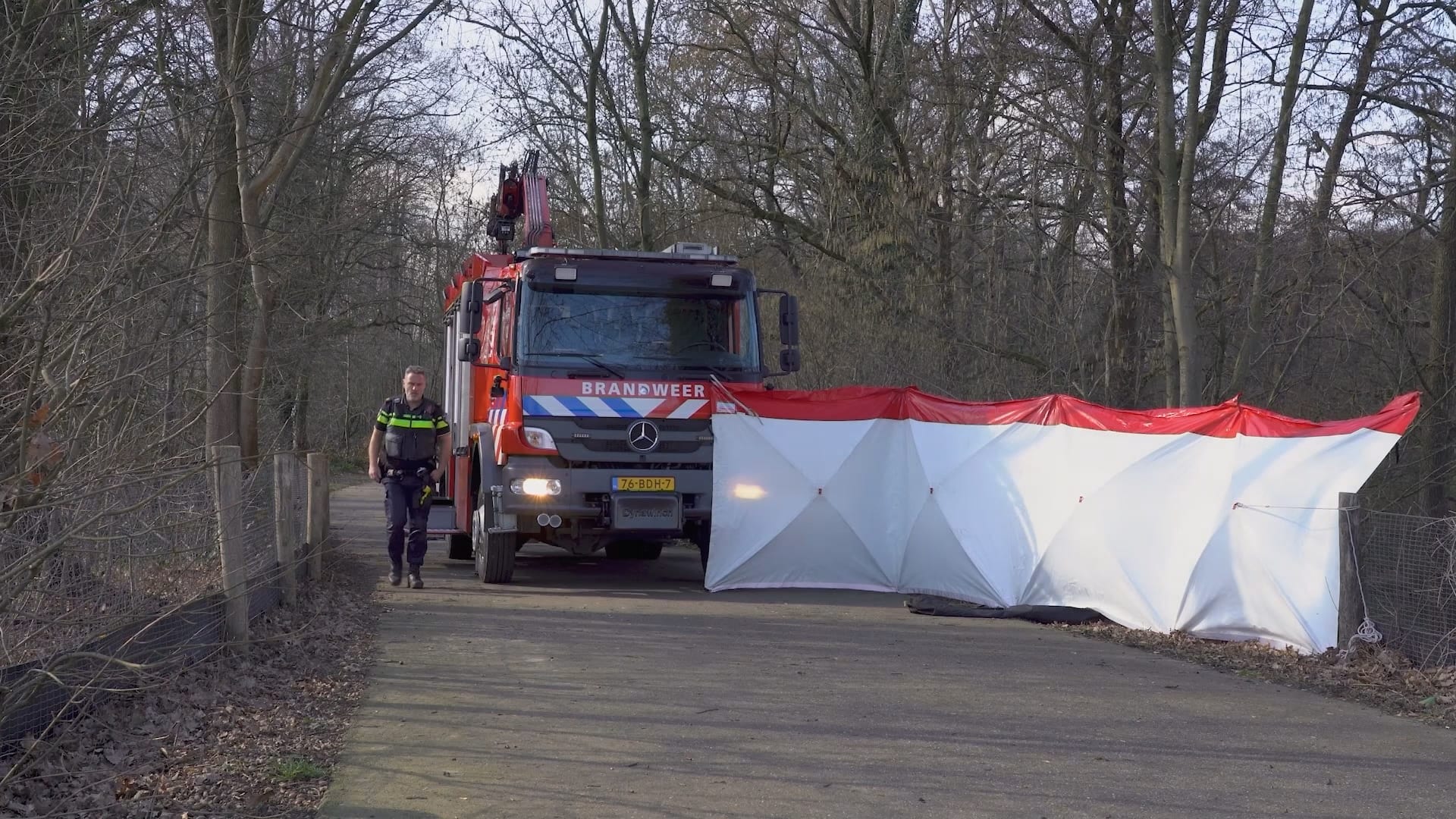 Man glijdt in het water tijdens snoeiwerkzaamheden en overlijdt