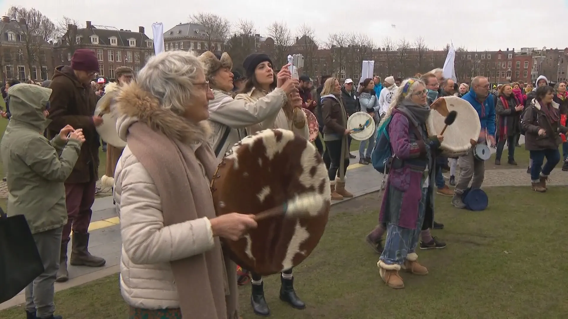 150 arrestaties bij demonstratie tegen coronamaatregelen op Museumplein