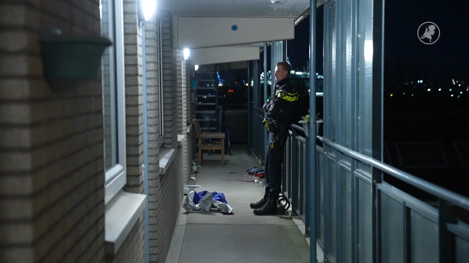 Man (62) zwaargewond bij steekpartij en laat flink bloedspoor achter