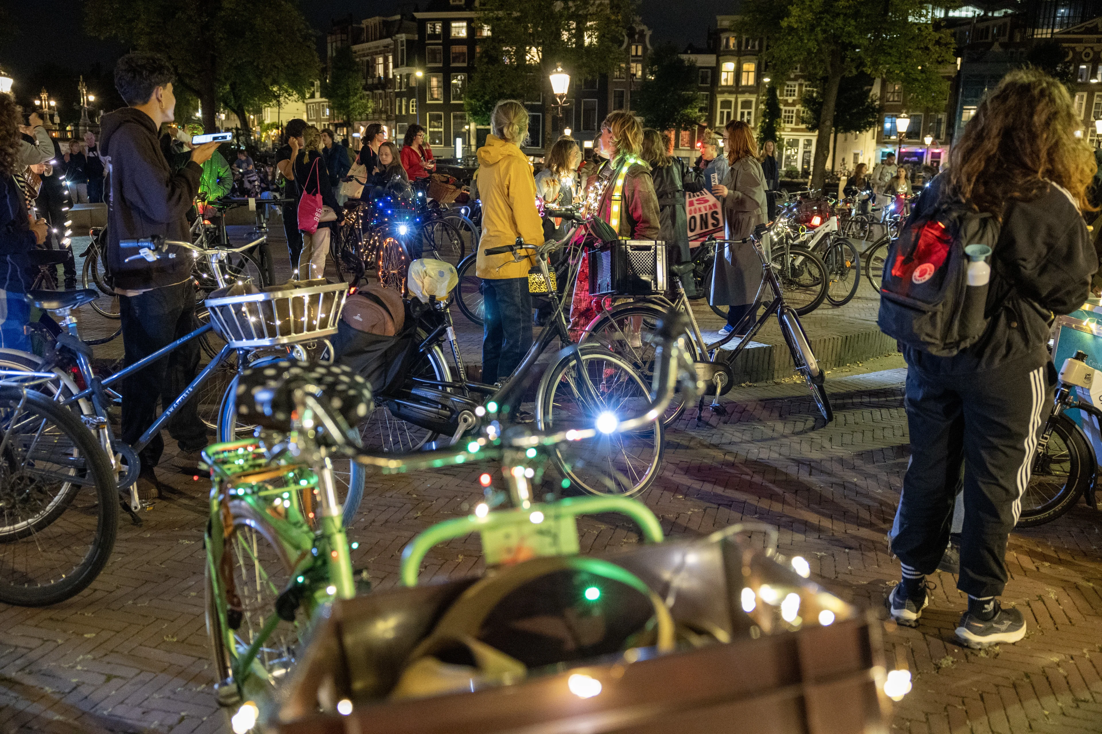 Aanrandingspoging tijdens vrouwenprotest Groningen: politie zoekt dader