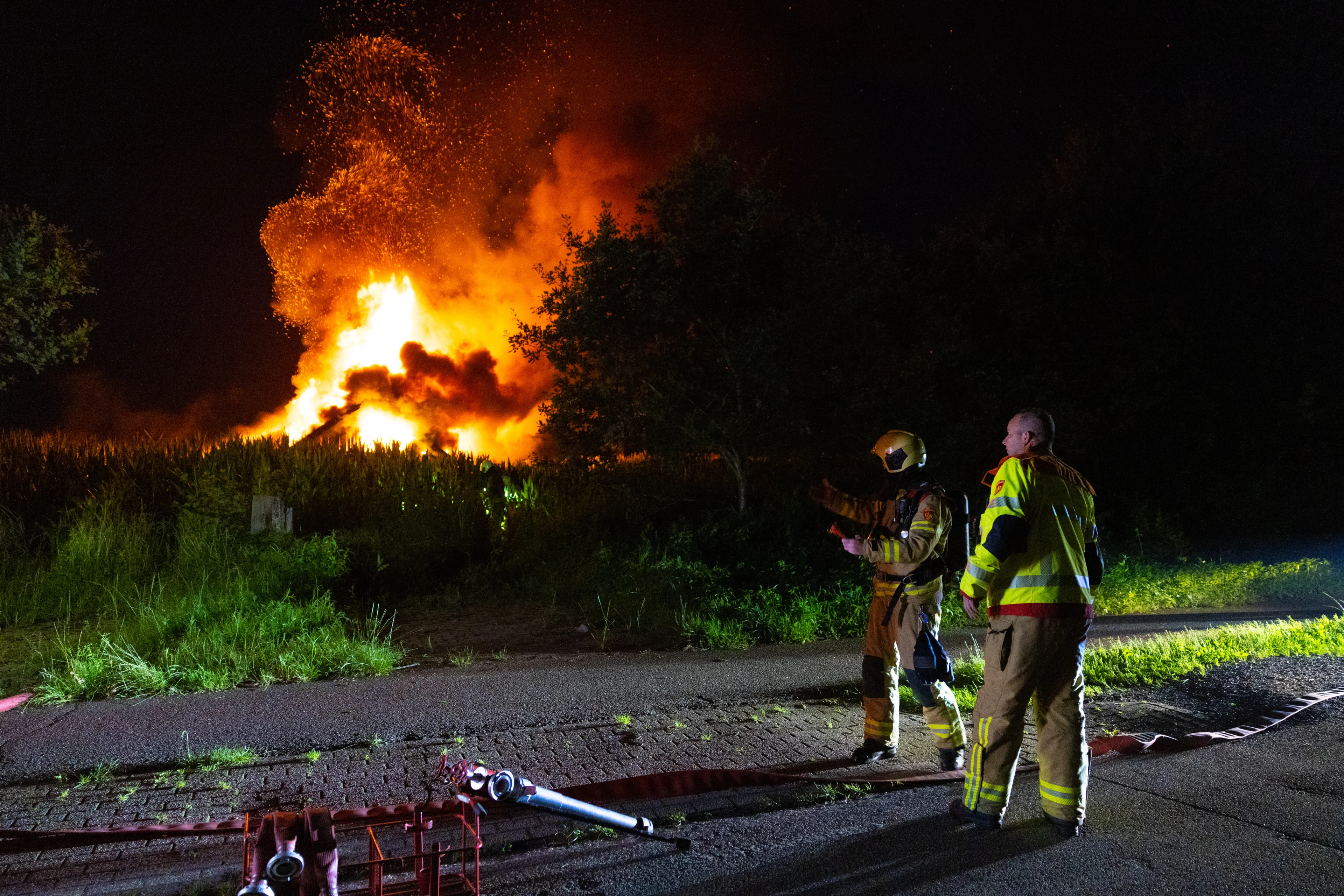 Drie schuurbranden in korte tijd in Oldebroek, vuur vermoedelijk aangestoken
