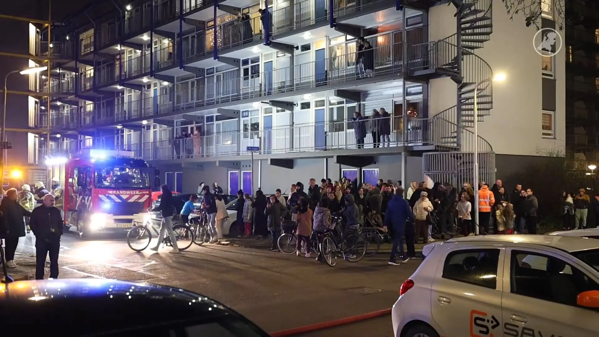 Uitslaande brand zorgt voor flinke schade aan flatwoning Leeuwarden