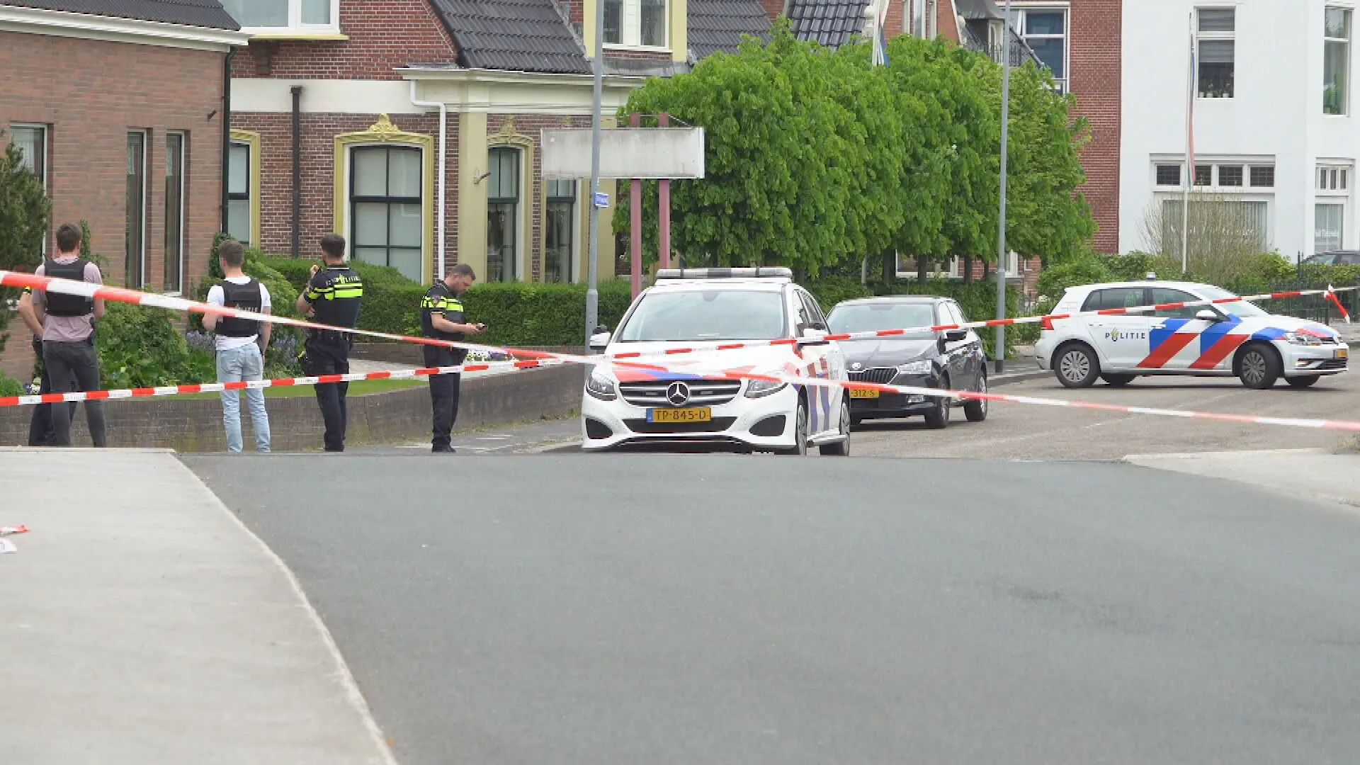 Fietsende vrouw (39) ernstig gewond door steekincident in Gronings Farmsum