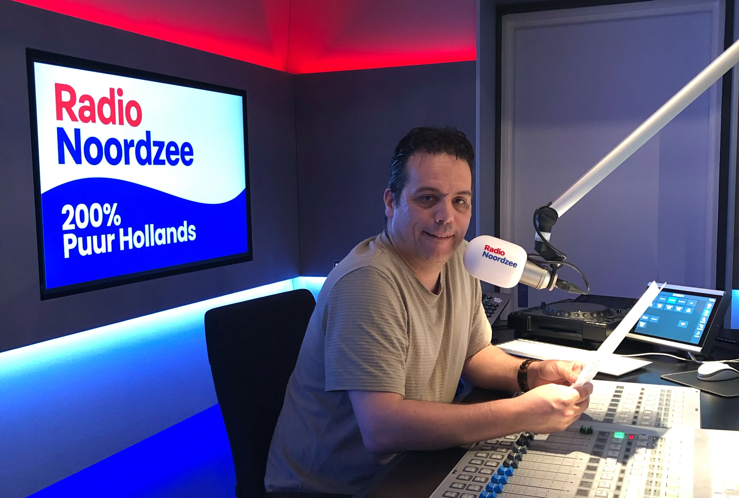 Vrolijk het weekend in met liveoptredens in de ochtendshow!