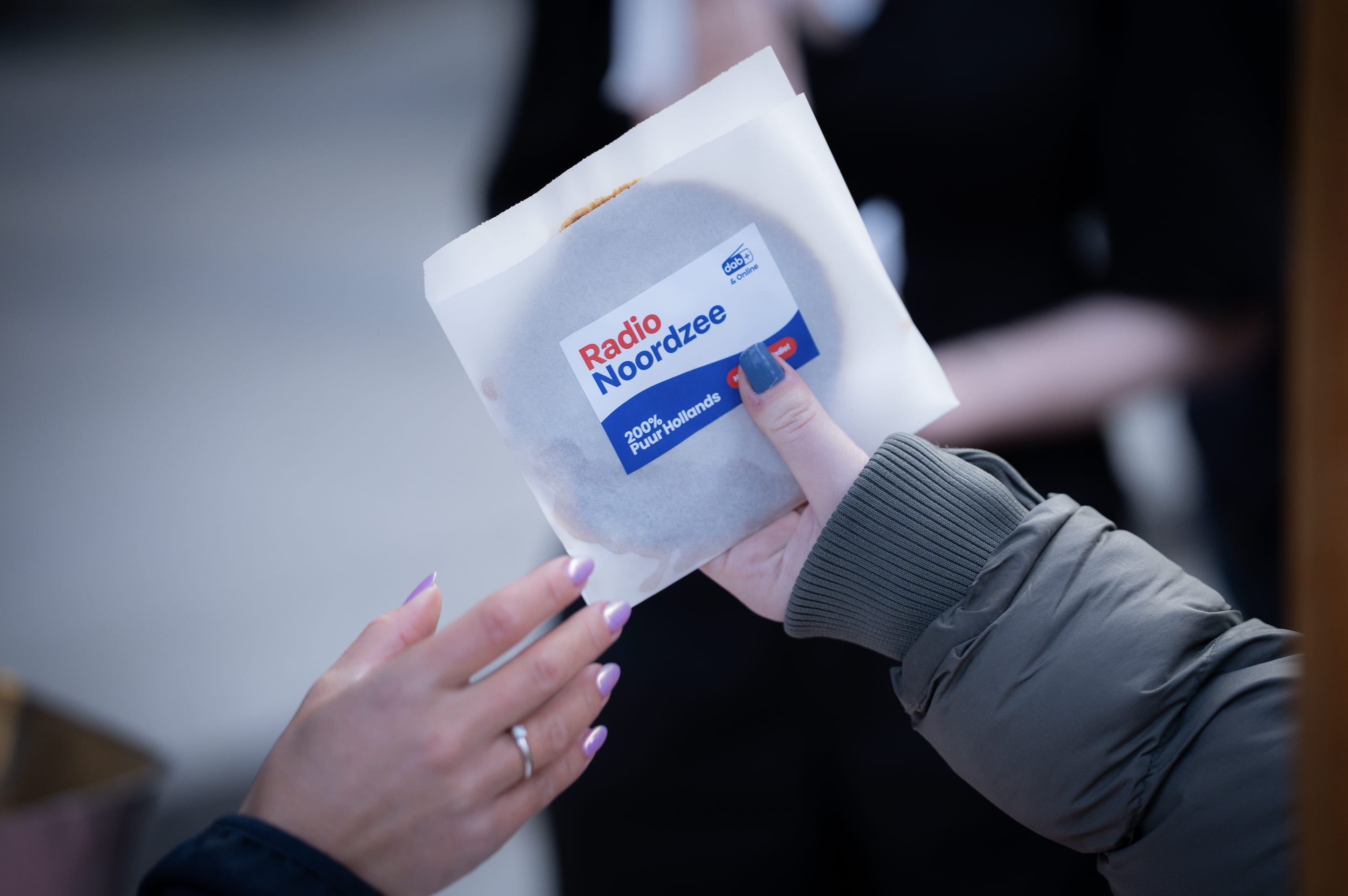 Kun je Radio Noordzee niet vinden op DAB+? Zo reset je je radio! 