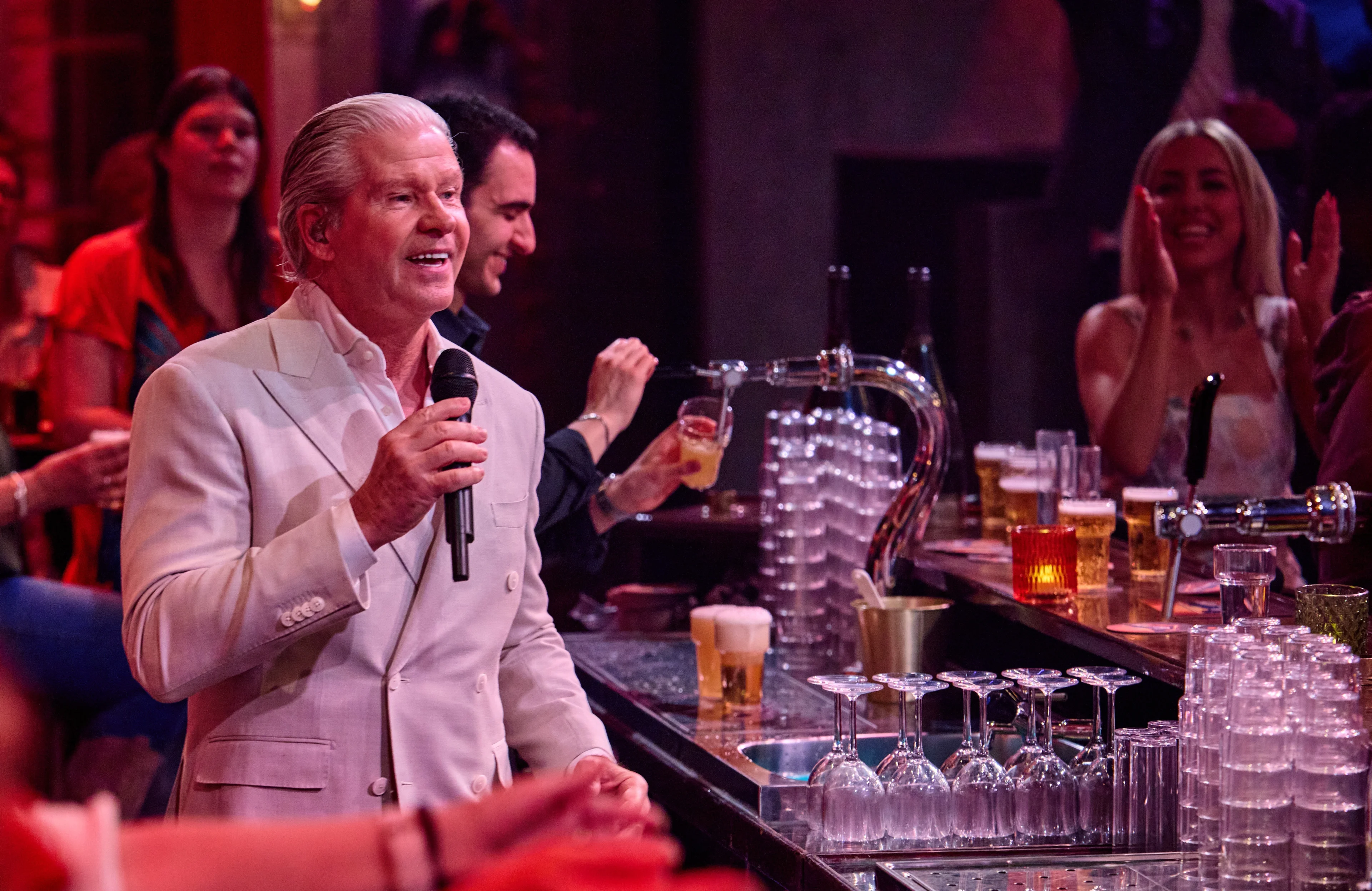 Wat is jouw ultieme vrijdagmiddagborrelplaat? Laat het ons weten