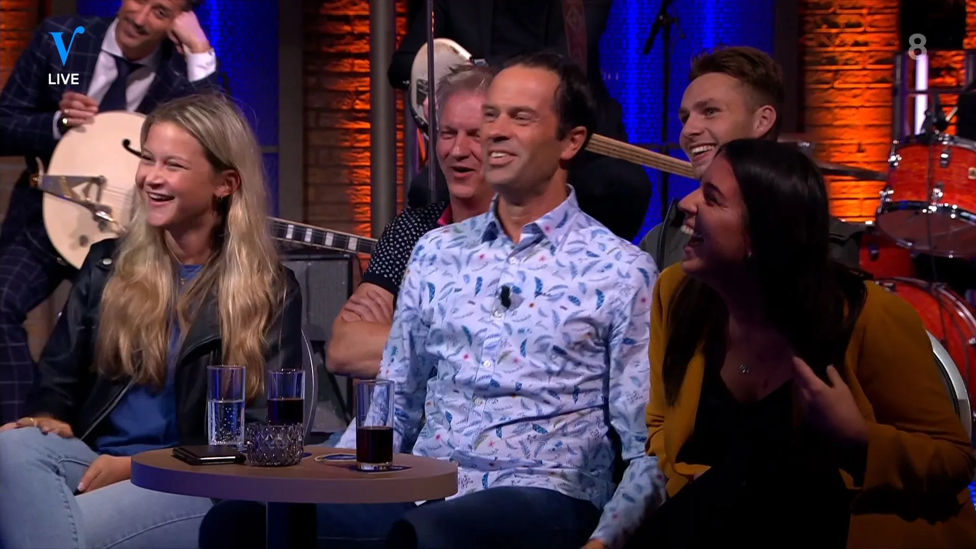 ‘Zus’ Bas Nijhuis onthult: 'Hij liet altijd op zijn fluitje blazen'