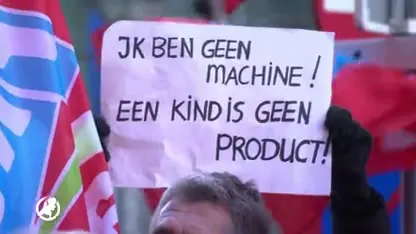 Esmiralda zat in twintig verschillende opvanglocaties, nu wil ze andere helpen