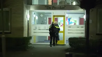 Hoogbejaarde vrouw belaagd en uit bed getrokken door overvaller in Belfeld