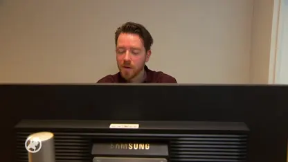 Agenten willen de straat op, maar zitten achter de pc met papierwerk