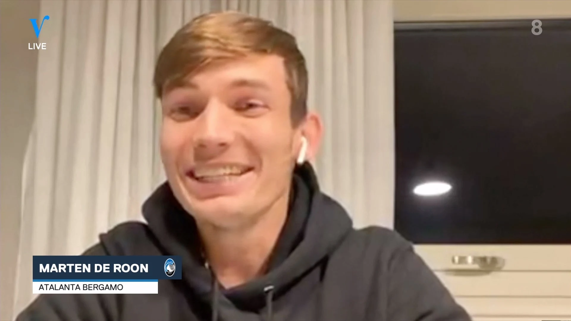 Facetimen met De Roon: 'Ik vind Van de Beek beter'