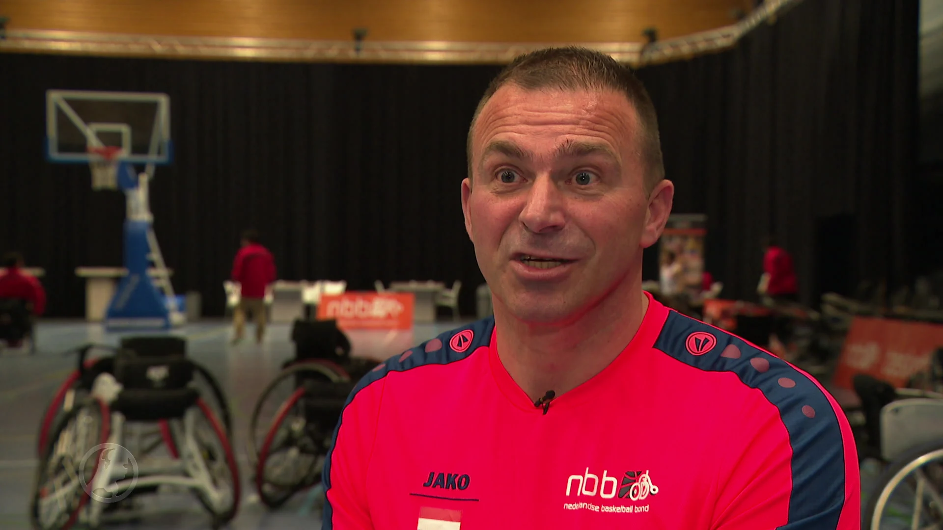 Ongekende prestatie: Anton de Rooij speelt zijn 700e interland