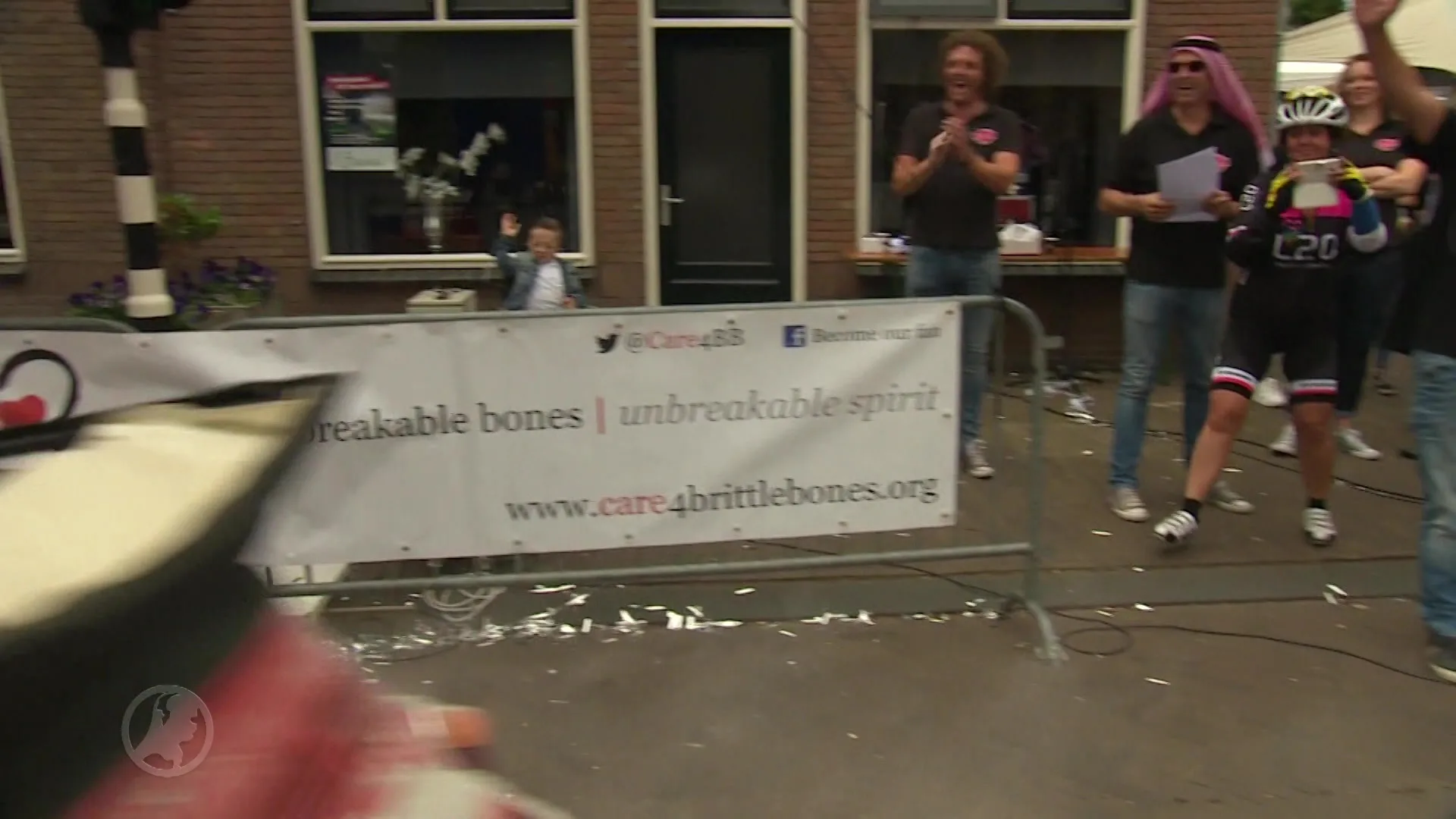 Actie voor Stijn en Ischa met broze bottenziekte