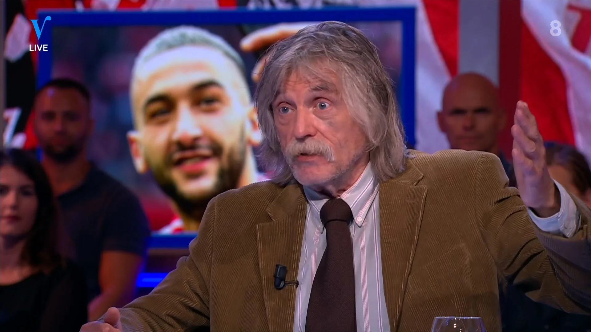 Johan lovend over contractverlenging Ziyech