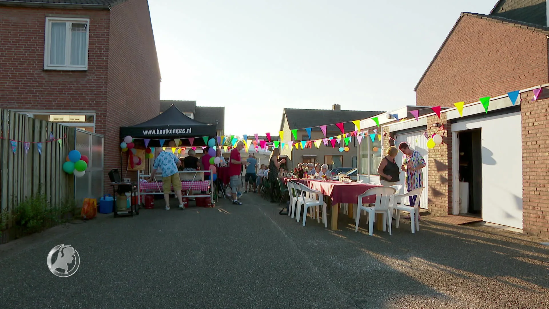 Door de aanhoudende hitte ergeren buren zich mateloos aan elkaar
