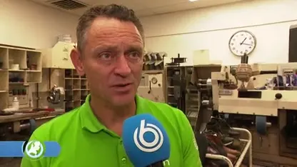 Bus boorde zich in het huis van Bennie Rosink