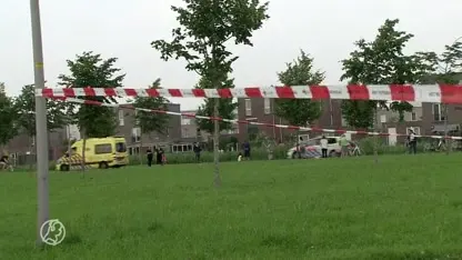 Twee kinderen uit sloot Almere gered, slachtoffers naar ziekenhuis