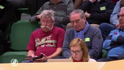 Bussen met 140 boze Zeeuwen op weg naar debat over 'geblunder' rond kazerne