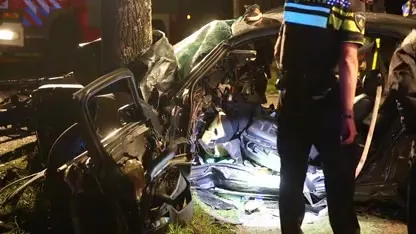 Man zit urenlang bekneld in auto na zwaar ongeluk in Heerle