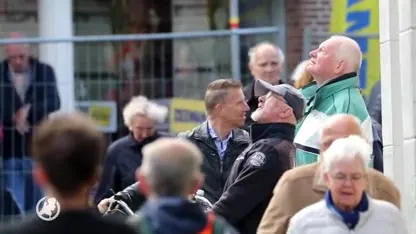 Spanning in Bolsward door bonte knaagkever: toren stadhuis dreigt in te storten