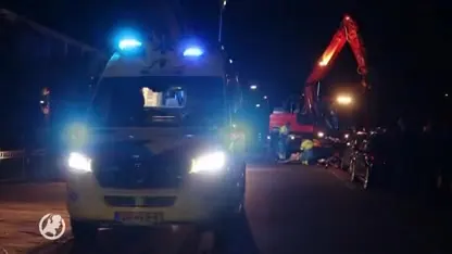 Auto te water in Lisse