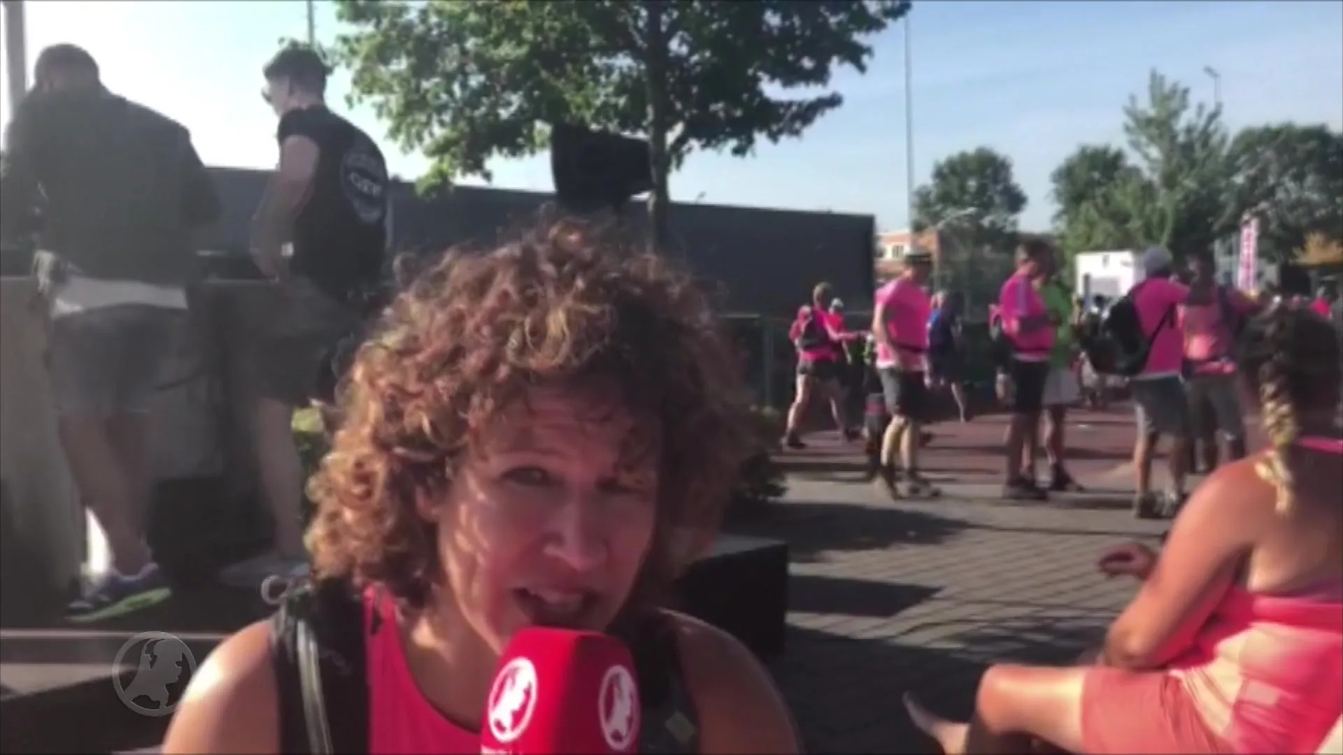 Dag 2 van de Vierdaagse: Evelien heeft pijn aan haar enkel