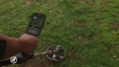 Trouwring na 40 jaar terug door metaaldetector: 'Ik dacht er zo vaak aan terug'