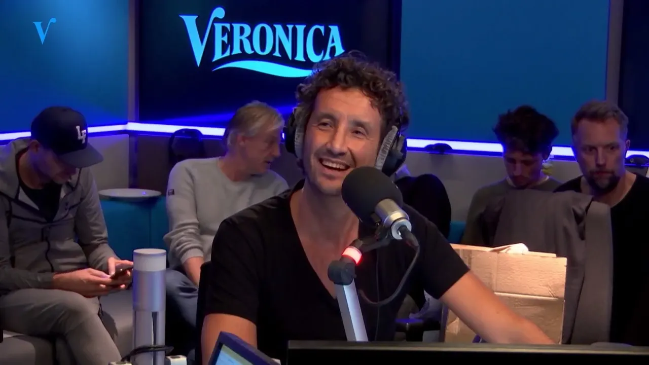 Jarige Guus Hiddink aan de lijn: ‘Ik vind het leuk om PSV te helpen’