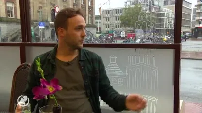 Anne en Berk op Gronings terras neergestoken door onbekende: 'Hij keek alsof hij geesten zag'